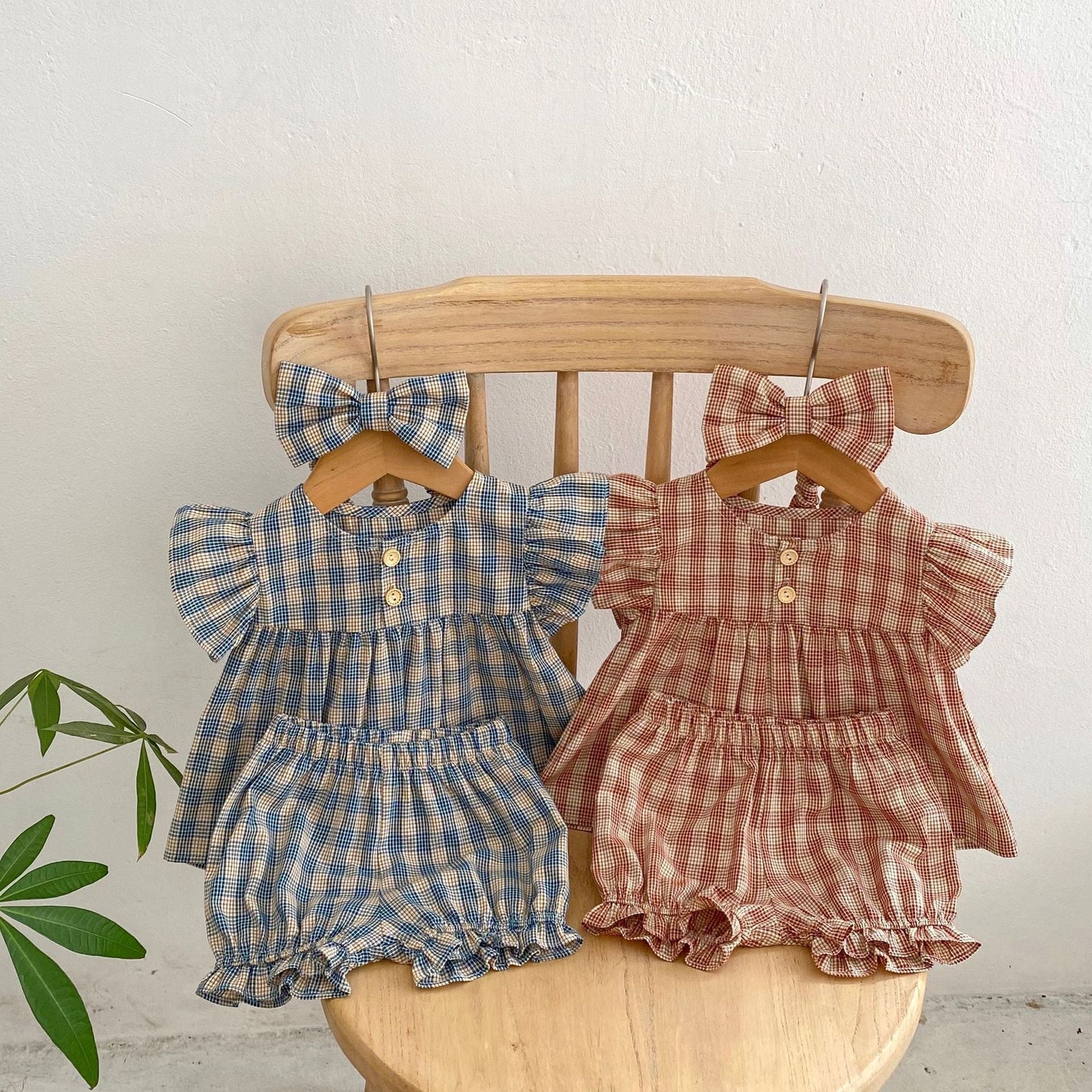Baby Girl Plaid Pattern Short Sleeve Tee With Shorts Sets